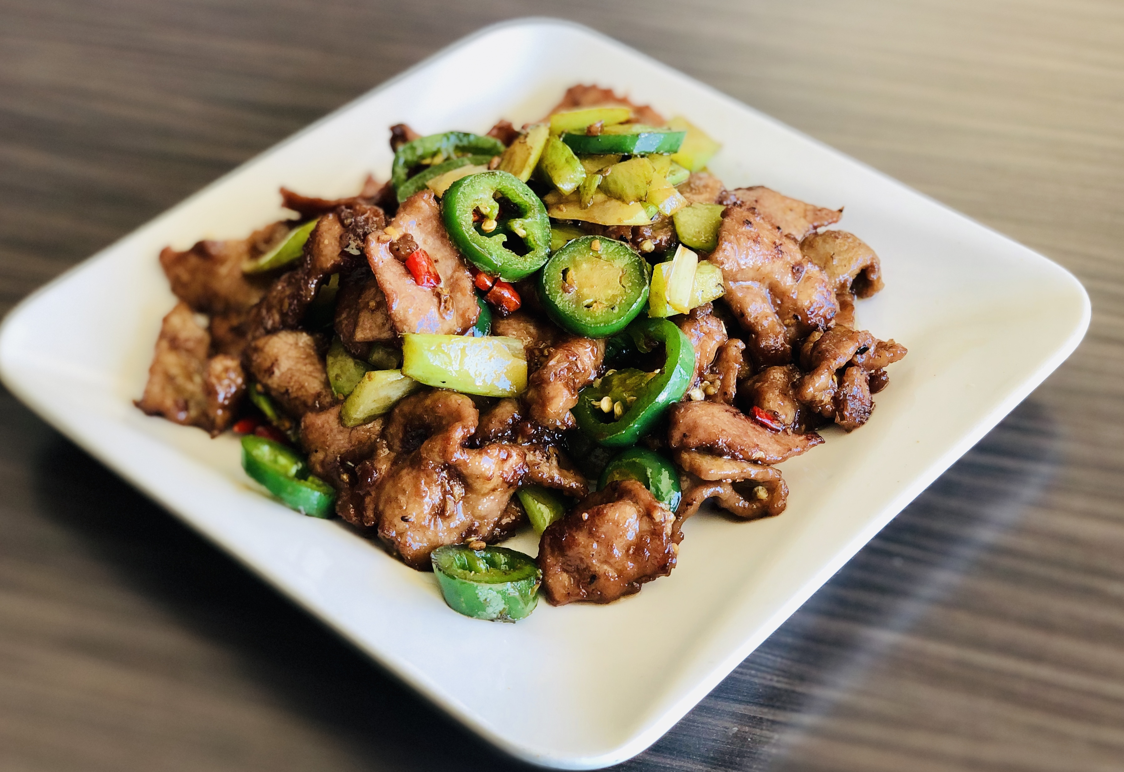 Stir Fried Beef with Pickled Chili 泡椒牛--Extra Spicy