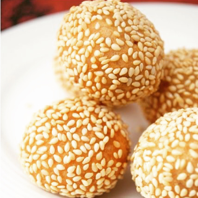 Sesame Balls (8) 红豆麻团