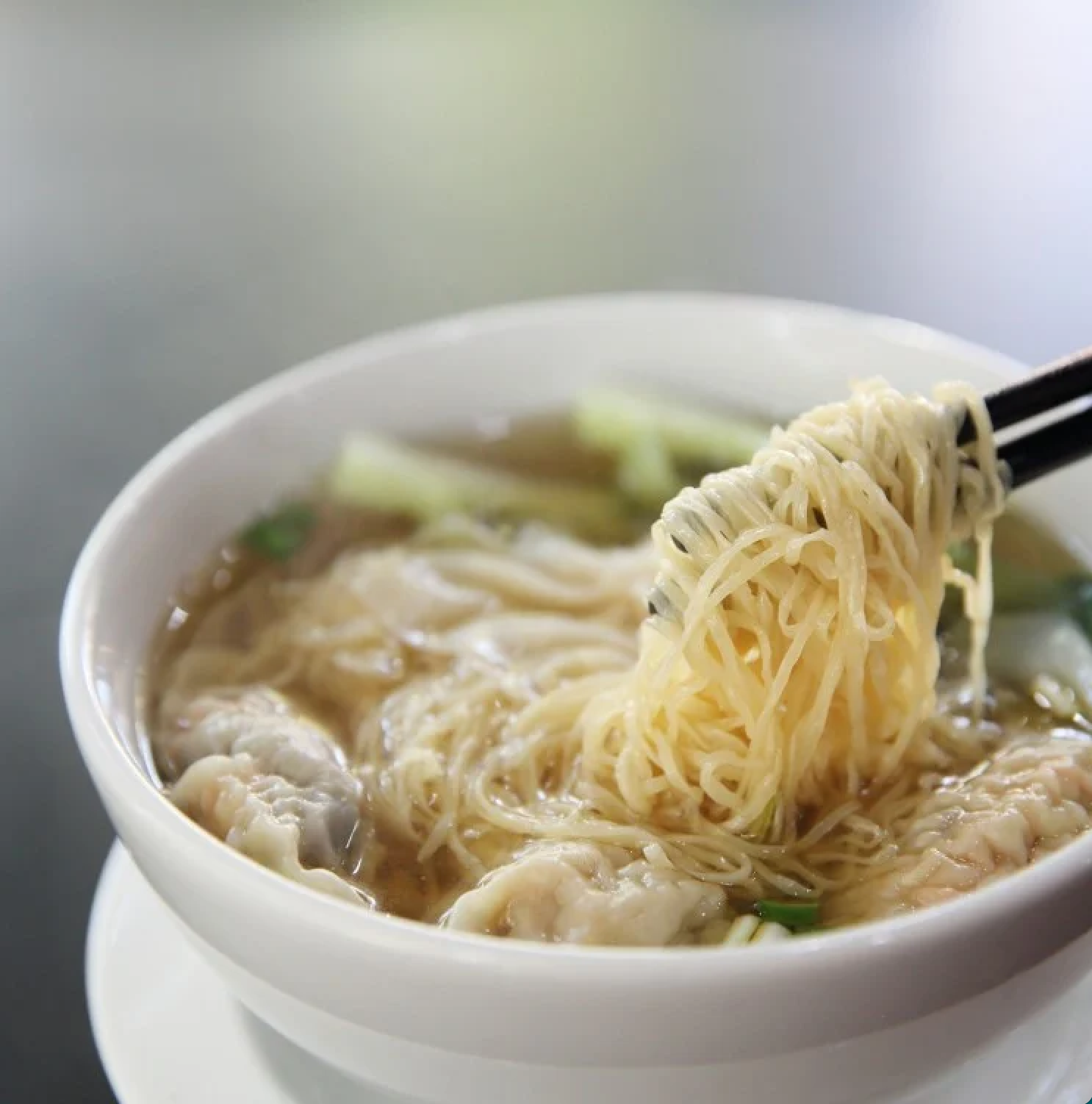 Pork Wonton Noodle Soup 猪云吞汤面